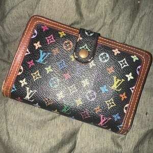 Louis Vuitton Murakami Monogram Porte-Monnaie Wallet Black #LV #Luxury